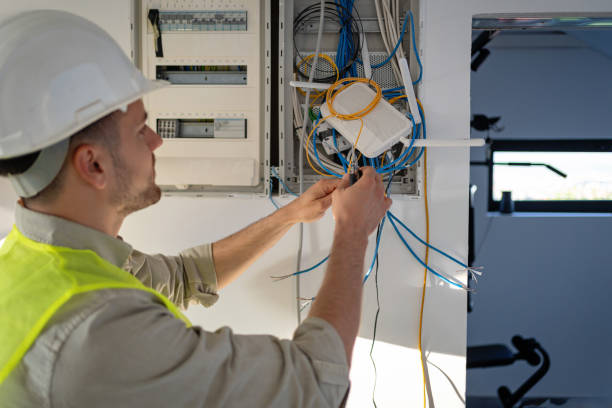 Affordable Emergency Electrician in Trowbridge Park, MI